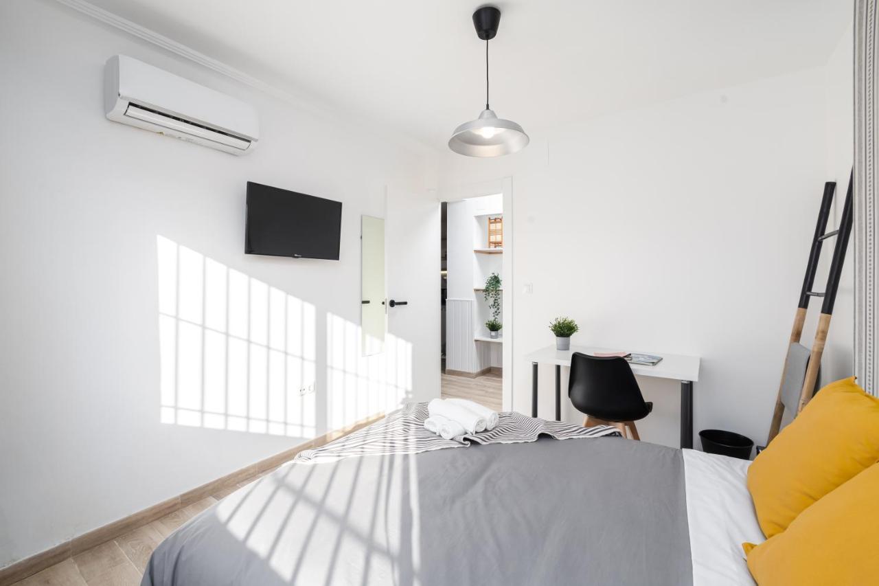 Nordik Rooms Urban - Urena "Grindavik" Малага Экстерьер фото